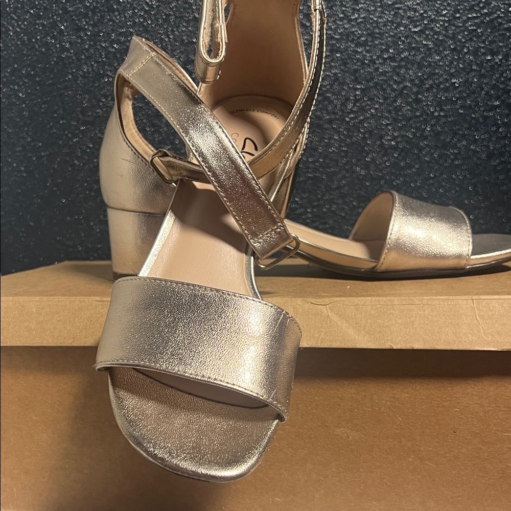 Clarks Metallic Gold Women's Sandals